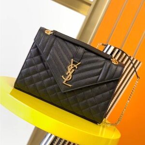 🔥YSL ENVELOPE MEDIUM CHAIN BAG IN SUPPLE MATELASSÉ LEATHER